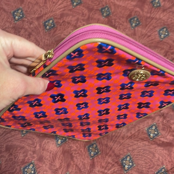 Tory Burch iPad Kindle tablet cast 10 x 8.5 perfect condition! - Picture 6 of 6